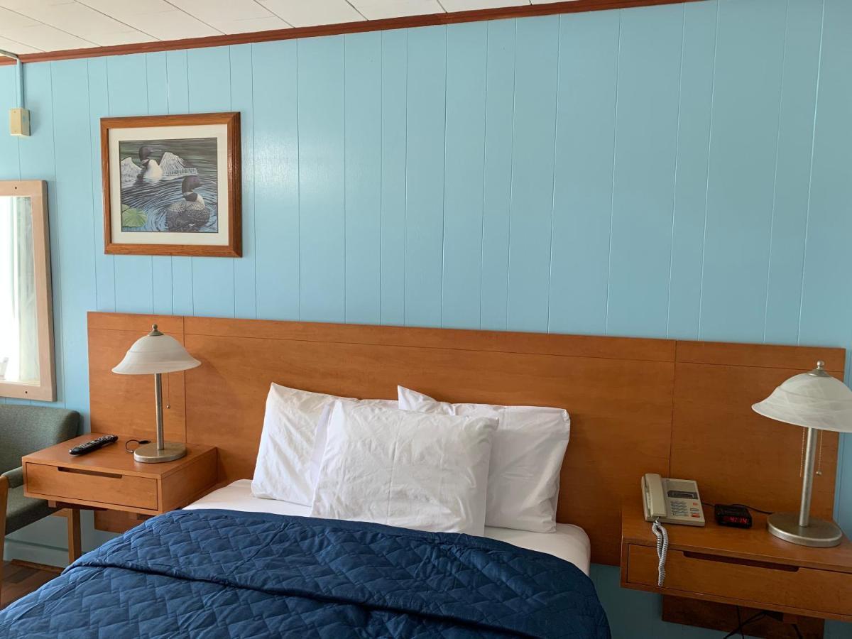 פארי סאונד Town & Country Motel מראה חיצוני תמונה