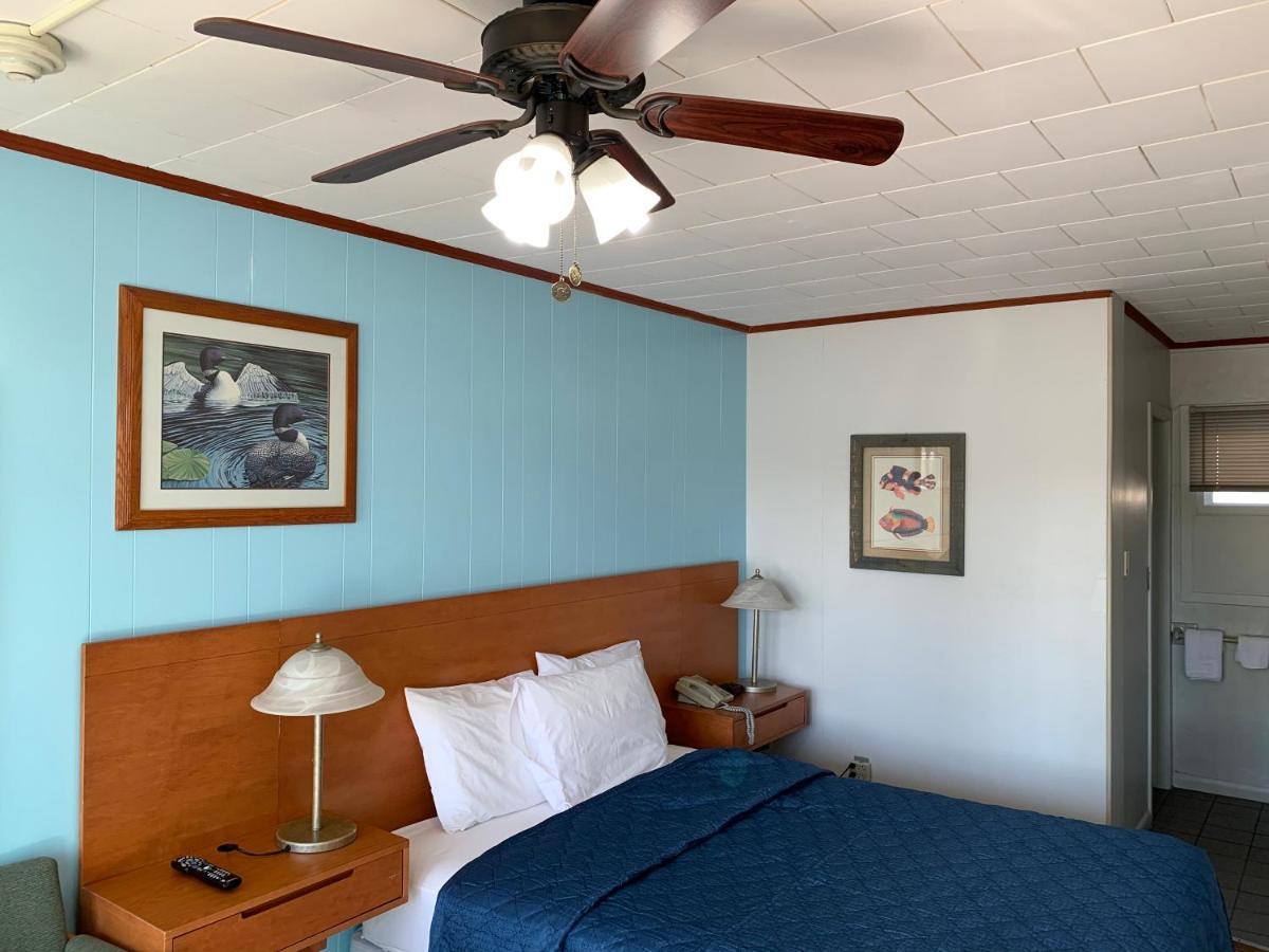 פארי סאונד Town & Country Motel מראה חיצוני תמונה